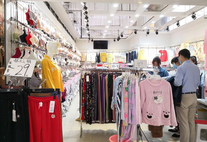 服裝批發(fā)業(yè)的艱難時(shí)刻:疫情打亂節(jié)奏 影響或持續(xù)整年